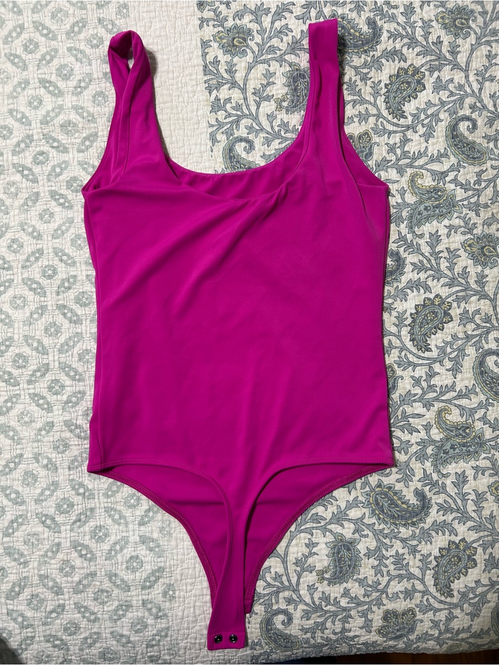 Express Women's Bodysuit in Bright Magenta